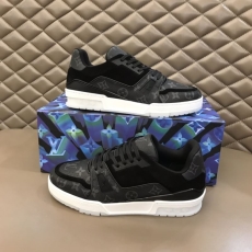 Louis Vuitton Trainer Sneaker